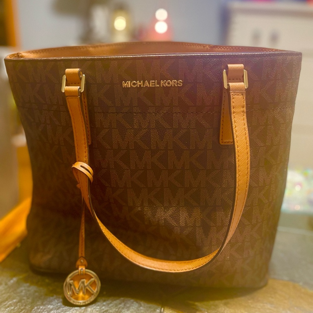 Michael Kors Tote/Purse